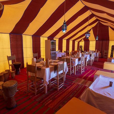 Hotel Merzouga Traditional Tents With Heating Exterior foto